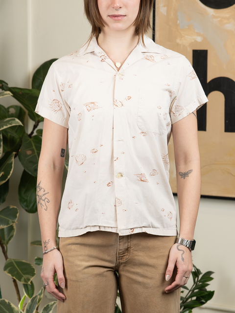 1950s Shell Print Loop Collar