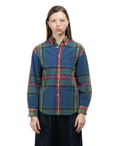 1990s Square Tag Gap Shirt