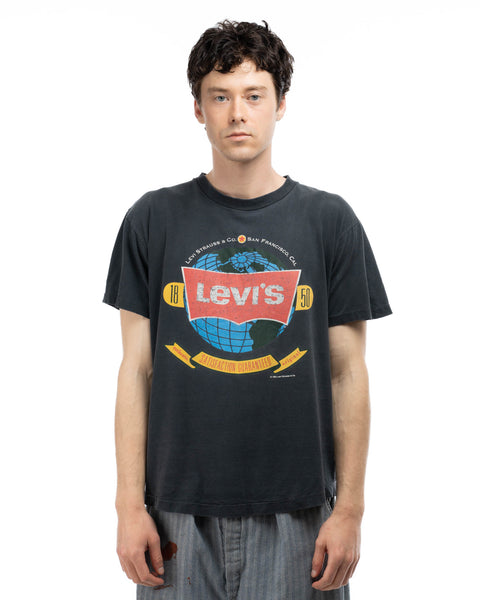 90's Faded Levi's Tee - Medium