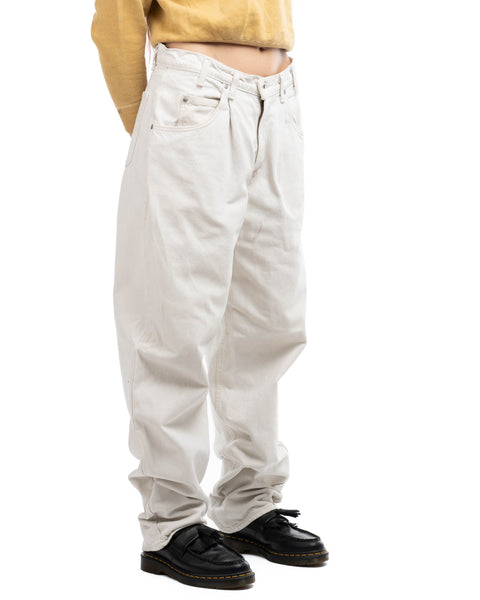 90’s White Levi’s Silver Tab Baggy - 32” x 33”