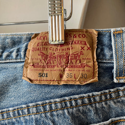 Levi’s 501 - 34” x 30”