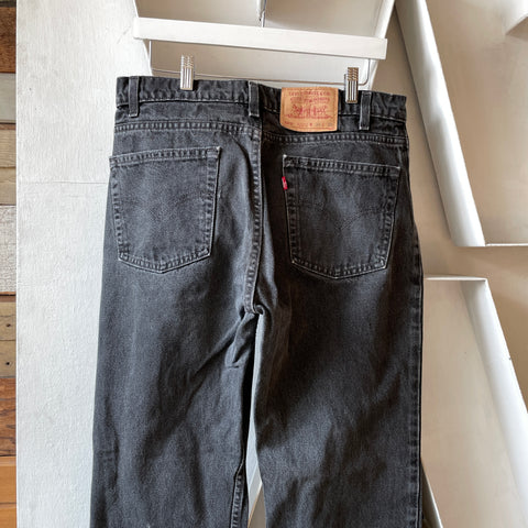 90’s Black Levi’s 505 Denim - 33” x 29”