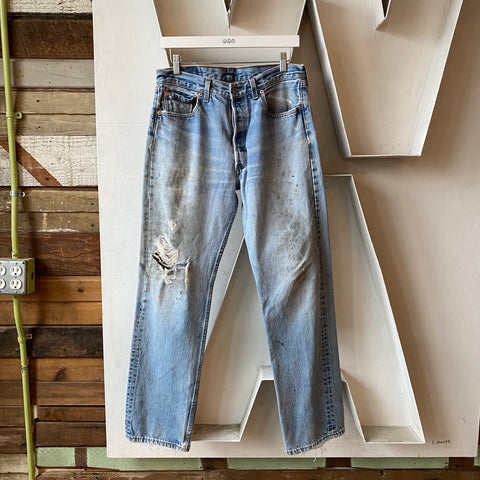 90's Levi’s 501 - 32” x 31”