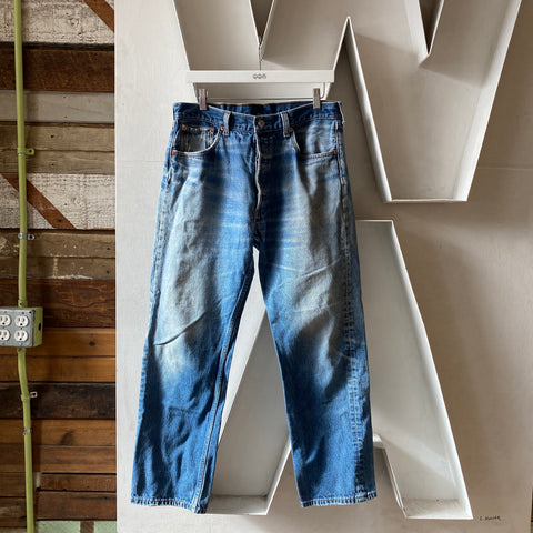 90's Levi’s 501 - 33” x 29”