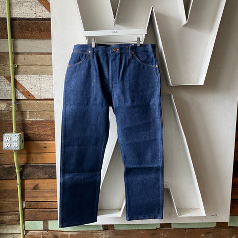 90's Deadstock Wranglers - 37” x 30.5”