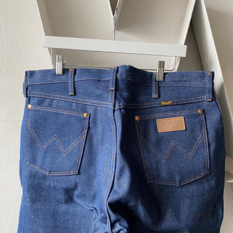 90's Deadstock Wranglers - 37” x 30.5”