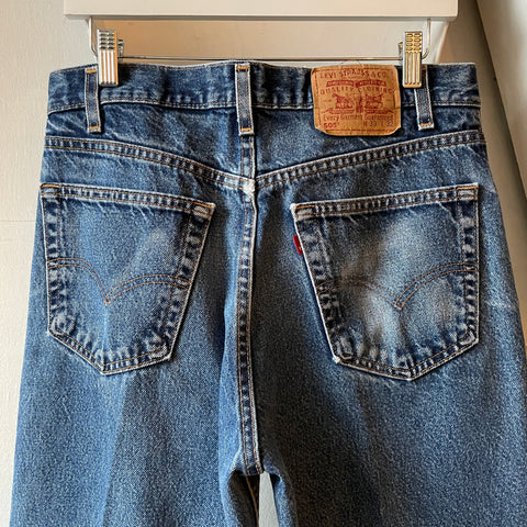 90’s Levi’s 505 - 32” x 31”