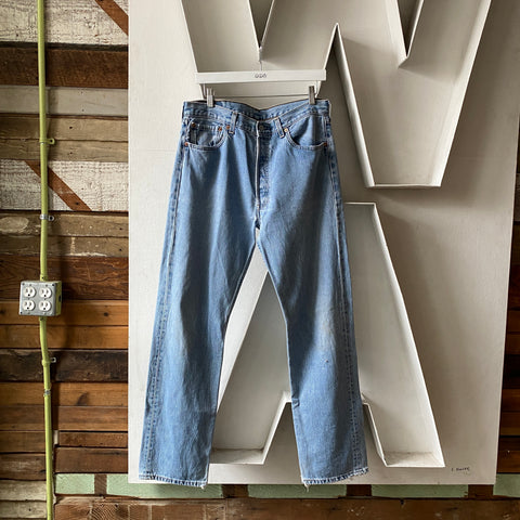 90's Levi’s 501 - 33” x 31.5”