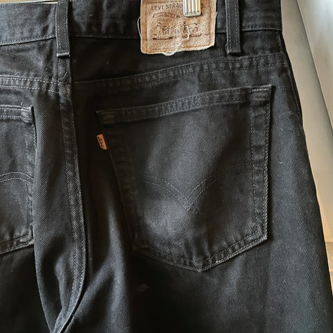 90’s Levi’s Jeans - 32” x 31”