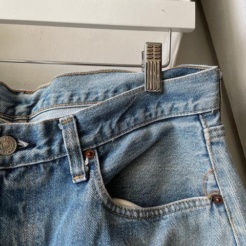 80’s Levi’s Redline 501 - 34” x 27”