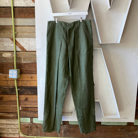 60's Pressed OG-107 - 35” x 34”