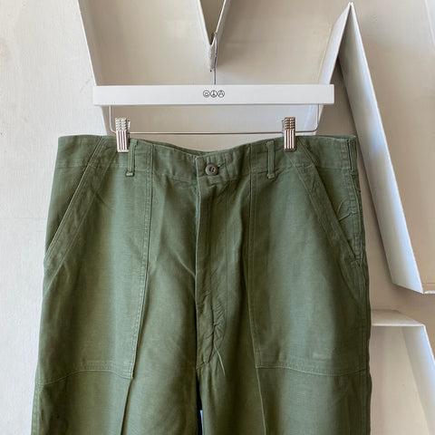 60's Pressed OG-107 - 35” x 34”