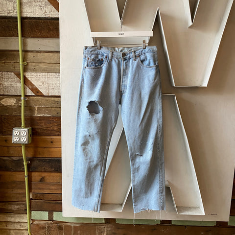 90's Levi’s 501 - 33” x 29”
