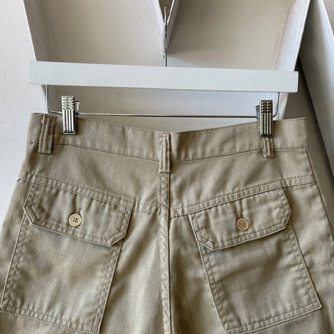 90’s REI Khaki Bush Shorts - 28” x 2.5”