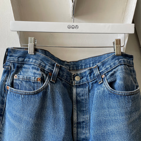 80’s Levi’s 501 - 35” x 28”