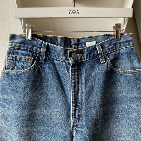 90’s Slim Fit Levi’s - 27” x 30”