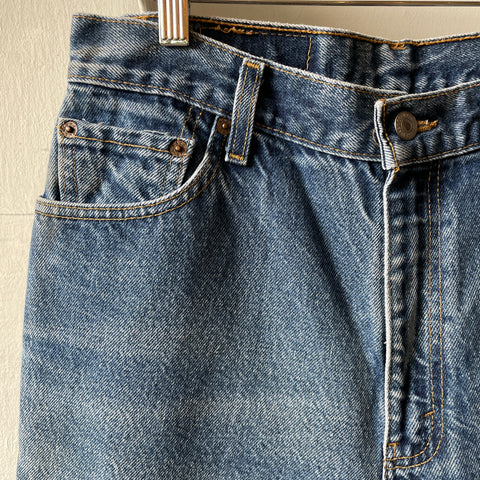90’s Levi’s 550 - 30” x 32”