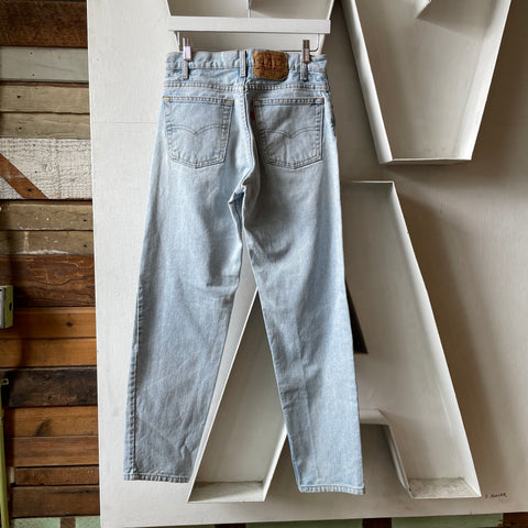 90’s Levi’s 550 - 27” x 29.5”