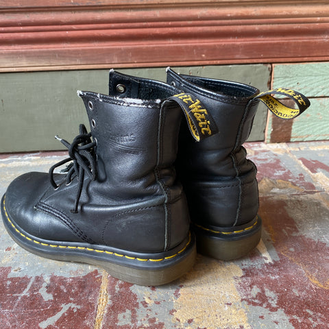 Doc Martens - W's 8 M's 6.5