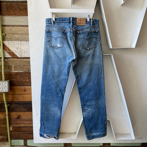 80’s Levi’s 501 - 32” x 30”