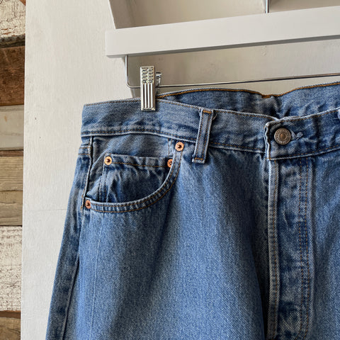 90’s Levi’s 501 - 33” x 32”