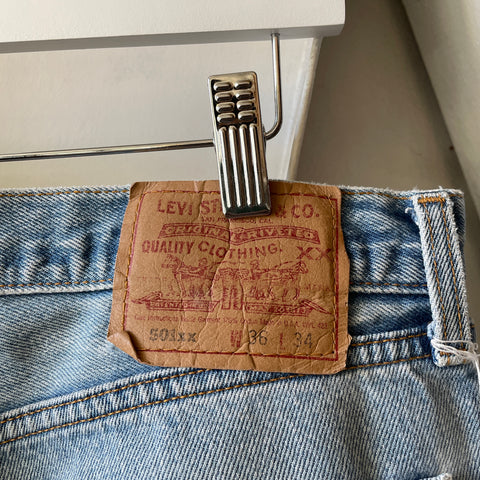 90’s Levi’s 501 - 35” x 31”