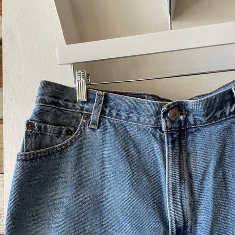 90’s Levi’s 550 Shorts - 34” x 3”