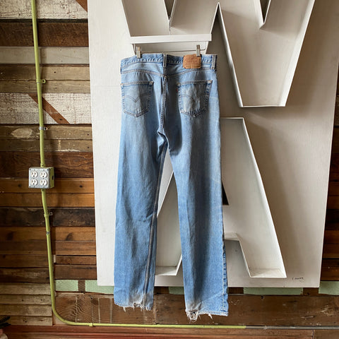 90's Levis 501 - 36” x 37”