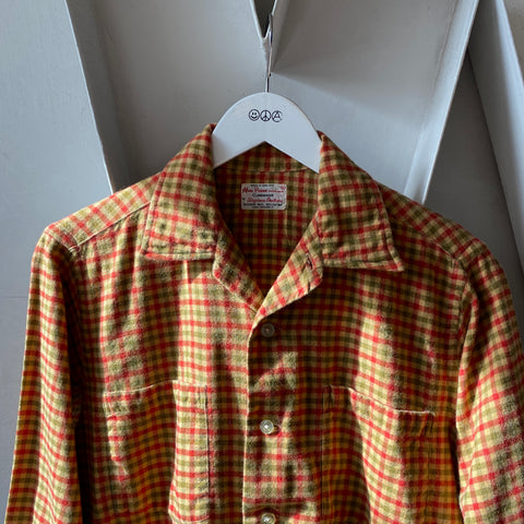 60's Wool Flannel - Medium