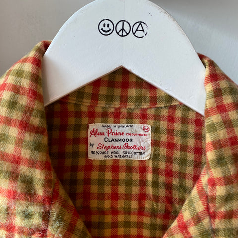 60's Wool Flannel - Medium