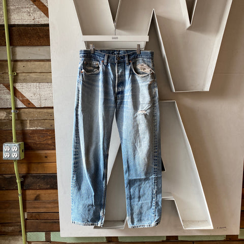 80's Levi’s 501 - 32” x 28”