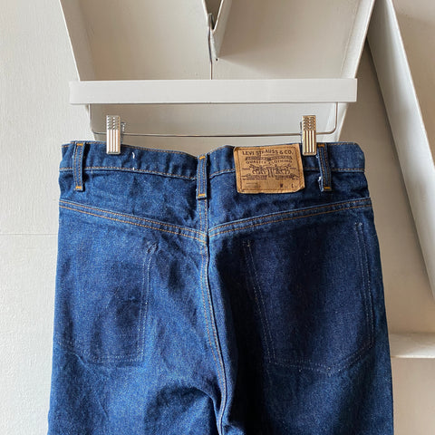 80’s Levi’s Pocketless 517 - 31” x 35”