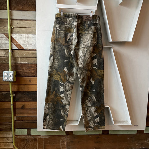 Realtree Camo Wrangler Denim - 31” x 31”