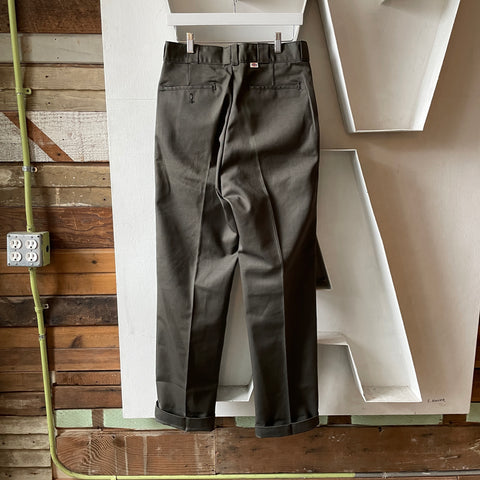 80’s Crisp Dickies - 28” x 33”