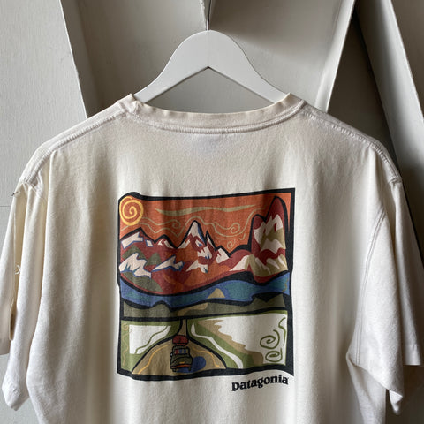 Y2K Patagonia tee - Medium