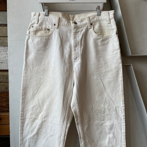 90’s Levi’s 550 - 35” x 32”