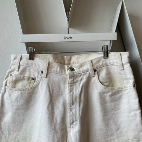 90’s Levi’s 550 - 35” x 32”