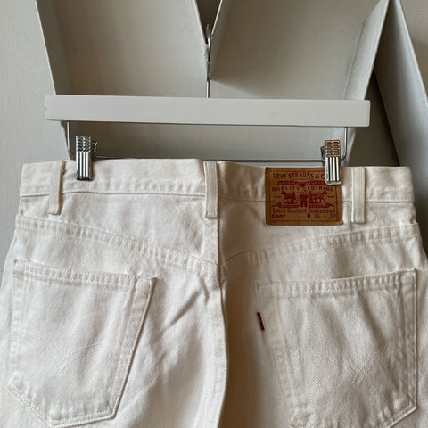 90’s Levi’s 550 - 35” x 32”