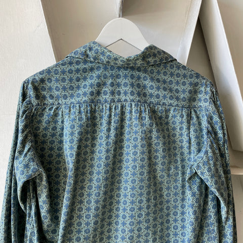60’s Patterned Loop Collar Shirt - Small