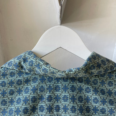 60’s Patterned Loop Collar Shirt - Small
