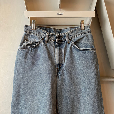 90’s Levi’s 560 Student Fit - 27” x 29”