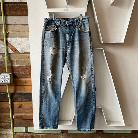 90's Levi’s 501 - 33” x 31”