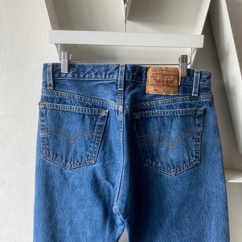 90's Levi’s 501 - 33” x 30”