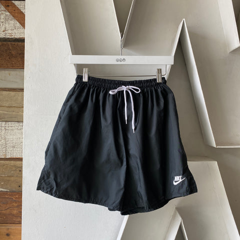 90's Nike Shorts - Medium