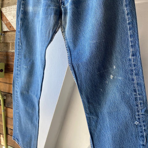 90's Levi’s 501 - 30” x 27”