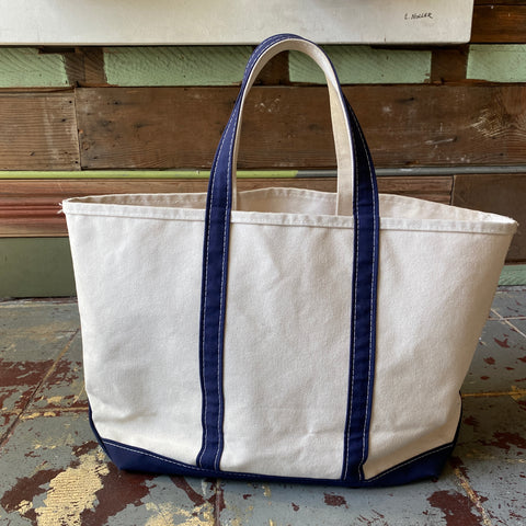 Stiff Boat & Tote