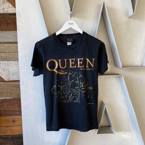 Y2K Single Stitch Queen Tee - Small