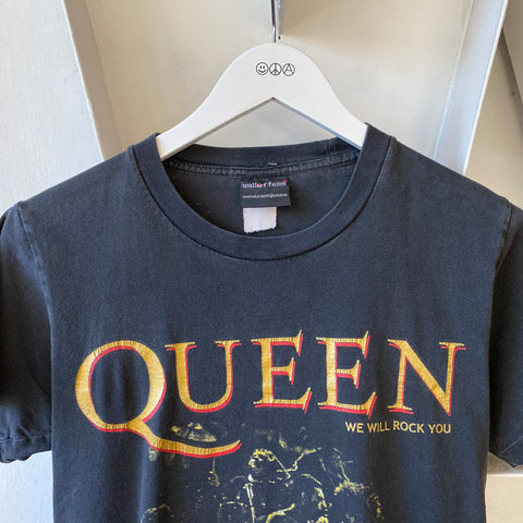 Y2K Single Stitch Queen Tee - Small