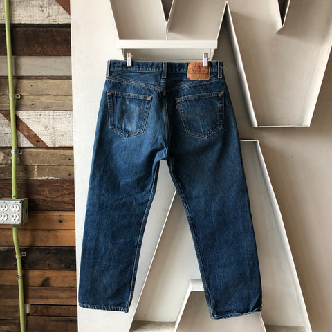 80's Levi’s 501 - 33” x 27”