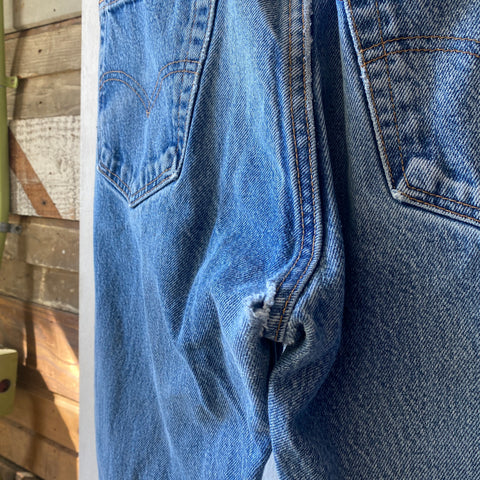 90's Levi’s 505 - 34” x 30”